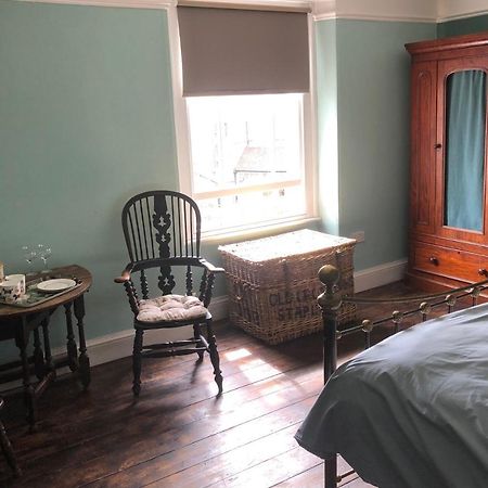 The Victorian House Bed and Breakfast Bridport Eksteriør billede