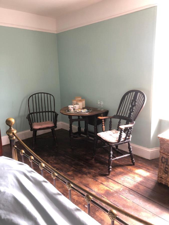 The Victorian House Bed and Breakfast Bridport Eksteriør billede